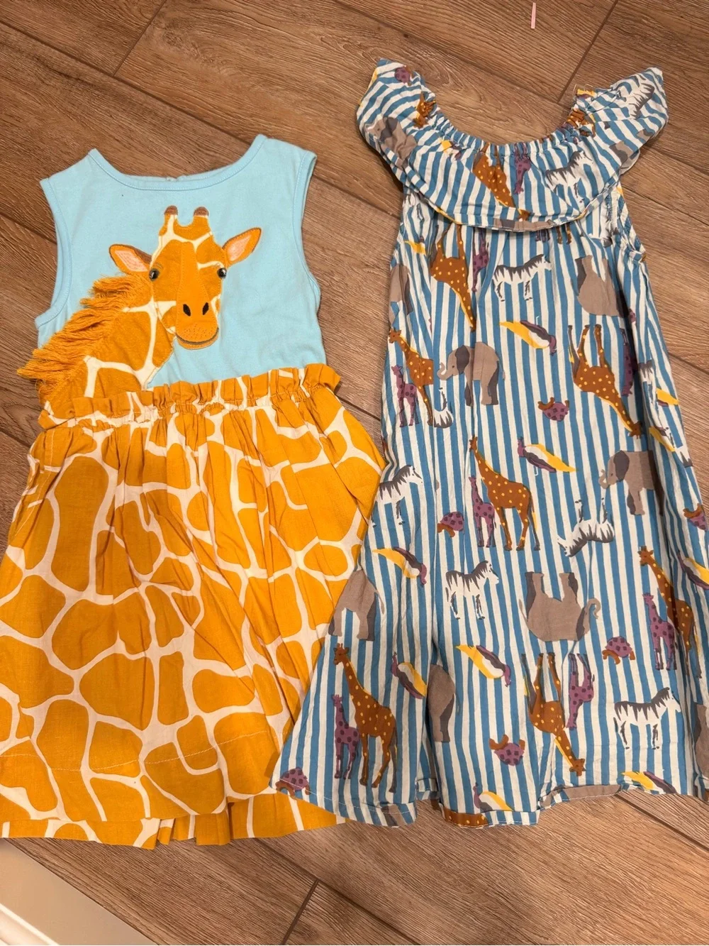 Mini Boden Girls' Blue and Yellow Giraffe Print Dresses 0220